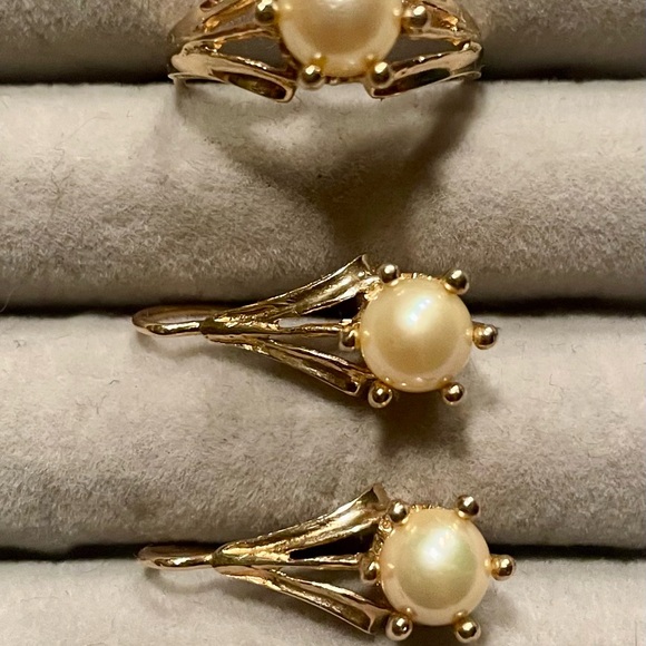 Gold Real 10k Set Ring and earings - Picture 3 of 3